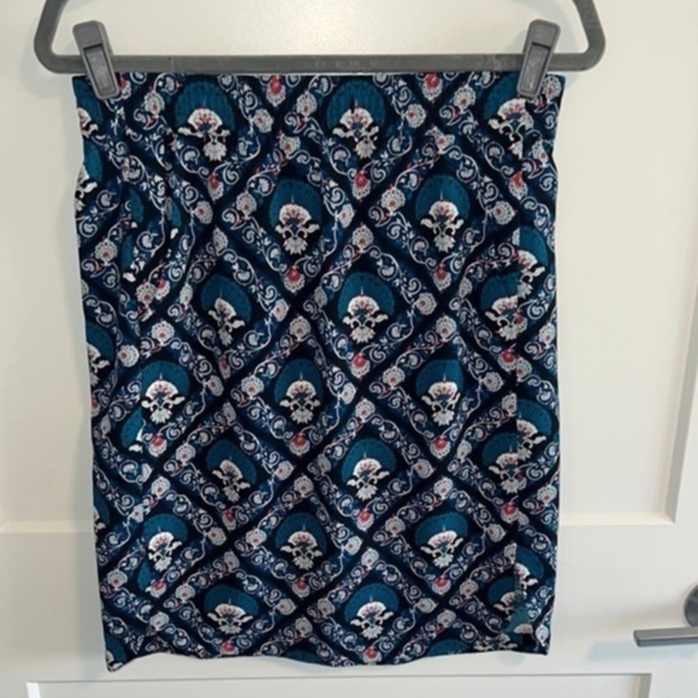 LOFT Navy Floral Pencil Skirt​ - Small - Picture 2 of 9